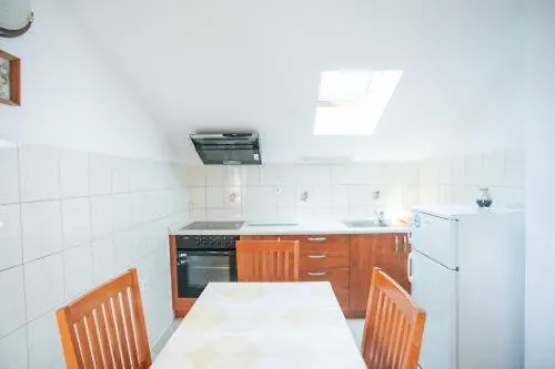 Ivomar דירה טרוגיר