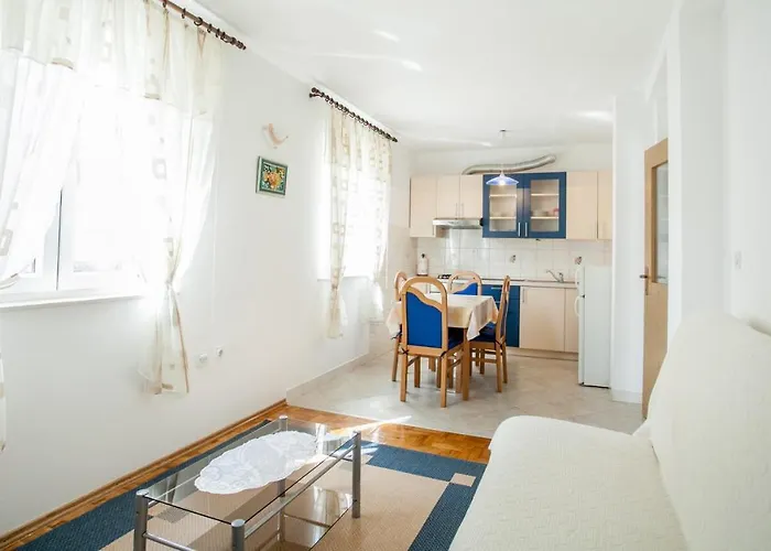 Ivomar דירה טרוגיר